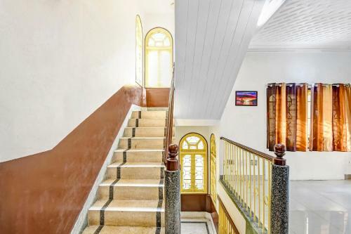 Hotel Oyo Flagship 84478 Avalon Suites