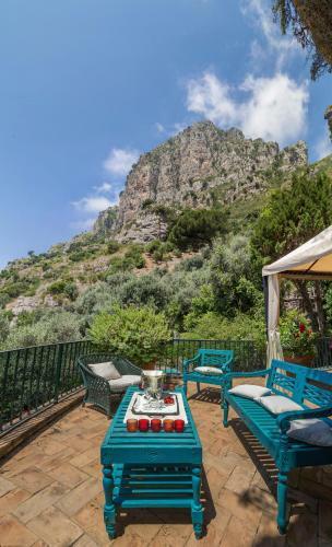 Amore Rentals - Villa Era