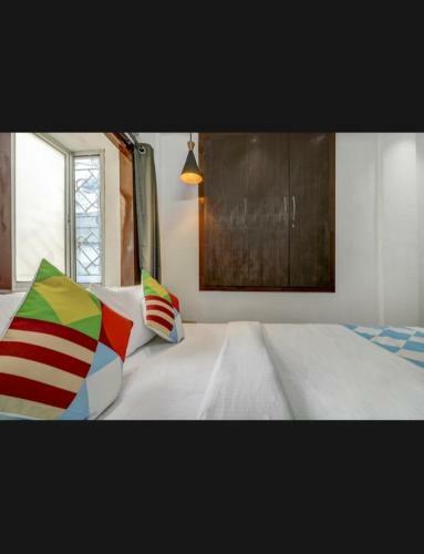 Hostal Tollygunge Guest House