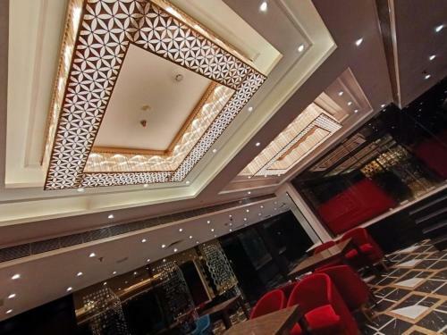 Hotel Ivory Grand