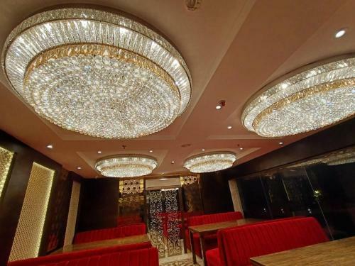 Hotel Ivory Grand