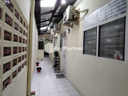 Hotel Kost Homestay Redpartner