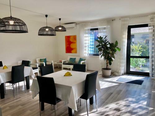 Hostal Guest House 296