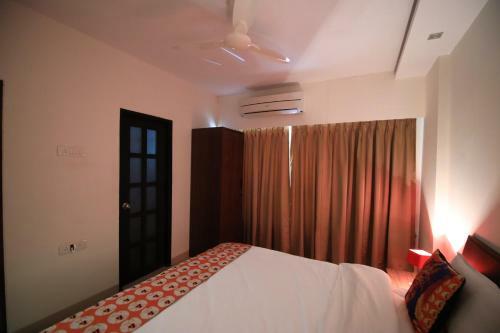 Bed & Breakfast Landmark Suites Bollywood Design Hotel