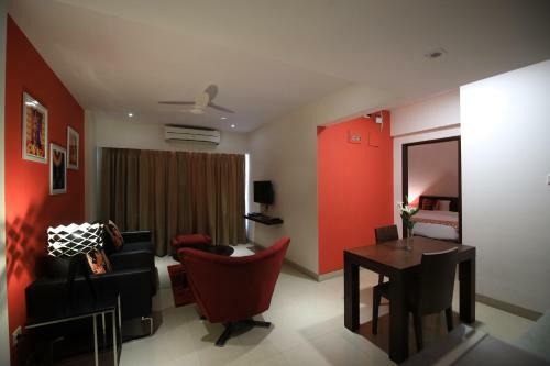 Bed & Breakfast Landmark Suites Bollywood Design Hotel