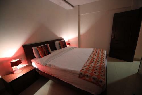 Bed & Breakfast Landmark Suites Bollywood Design Hotel