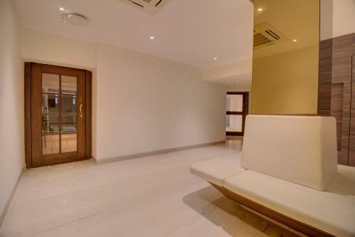 Collection O 247 Hotel Rosewood Arya Nagar