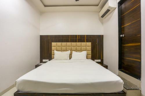 Hotel Fabexpress Elvis Inn
