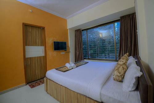 Hotel Lalsai Residency Andheri