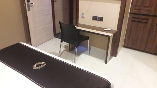 Hotel Shine Hospitality Crown