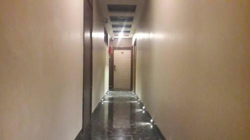 Hotel Shine Hospitality Crown