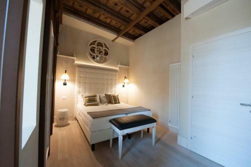 Hostal Residenza Bonifacio - Adults Only