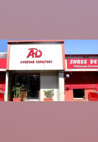 Bed & Breakfast Awesome Dormitory Mel Only