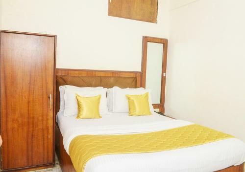 Hotel Subhash- Andheri