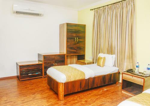 Hotel Subhash- Andheri