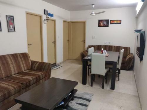 Staywood Serviced Apartment 3bhk In Powai