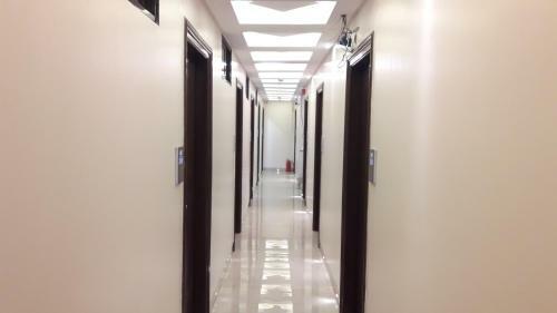 Hotel Shine Hospitality Empire
