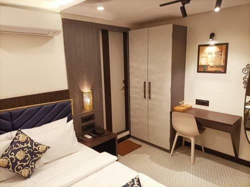 Rich Hotel Mumbai