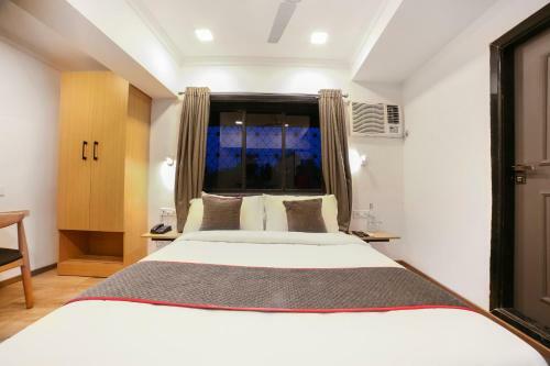 Hotel Townhouse 876 Highway Inn