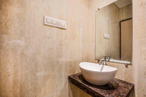 Hotel Fabexpress Spring Inn Kandivali