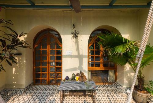 Villa Saffronstays Birdsong