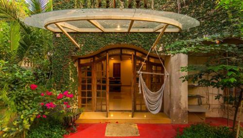 Villa Saffronstays Birdsong