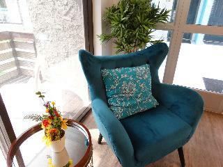 Hotel Hospitality Suite Resort