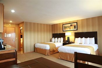 Hotel Quality Inn And Suites