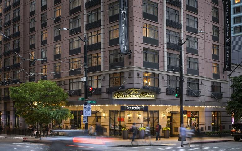 Hotel Paramount
