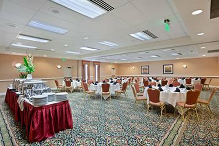 Hotel Holiday Inn Seatac