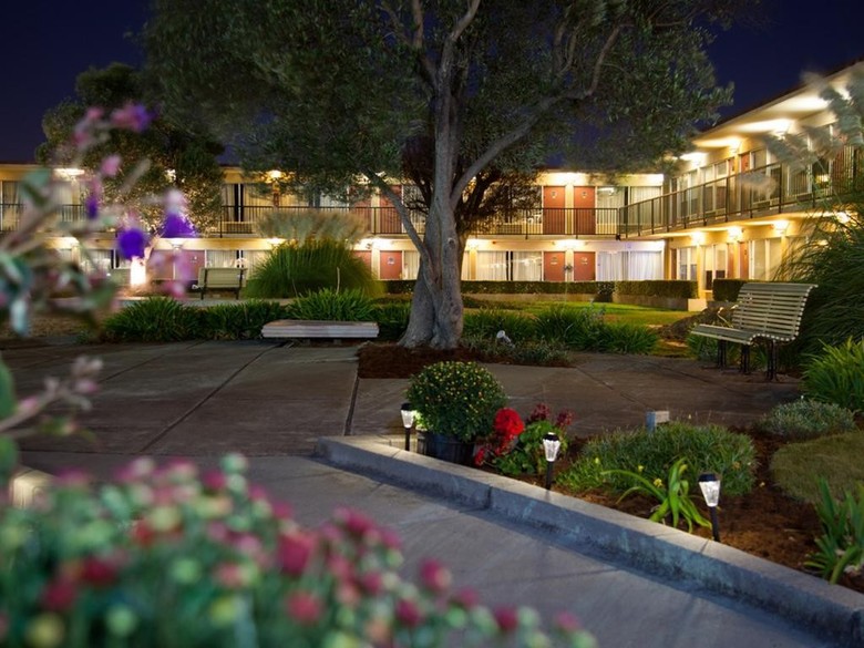 Park Pointe Hotel