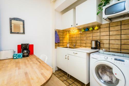 Cgn Apartments - Deutzer Bruecke