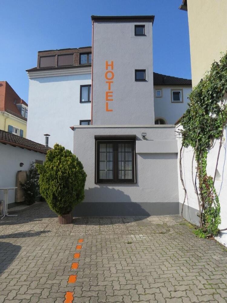 Hostal Hotel Trutzpfaff