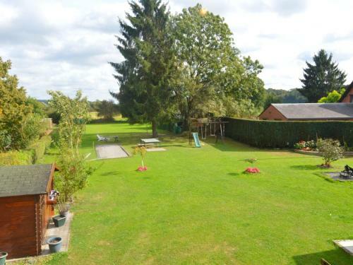 Lodge Holiday Home Au Bord De Lesse III Lessive I