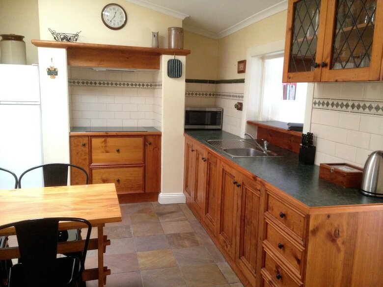Bed & Breakfast Greenock's Old Telegraph Station