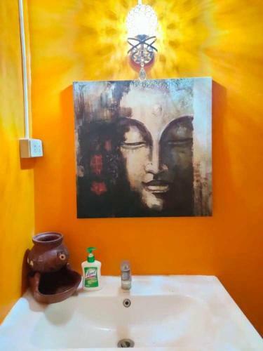 Hostal Lady Casa De Nipa