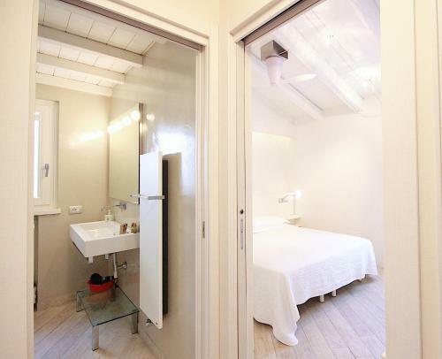 Le Nuove Cadreghe Apartments