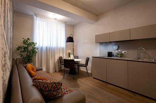 Verona Romana Apartments