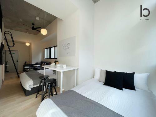 Apartamento Bhotel Neco Yard 301 - Vacation Stay 17695v