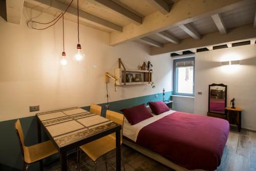 Hostal Santa Marta Rooms&studios