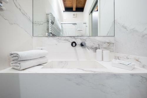 Hostal Teatro Romano Easy Suites