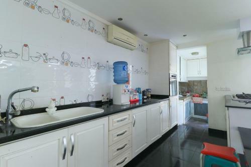 Hostal Kubu Kalih Residence