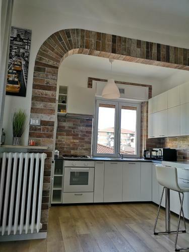 Queen East Verona Apartments