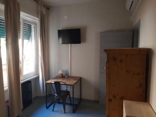 Hostal La Marque Jaune