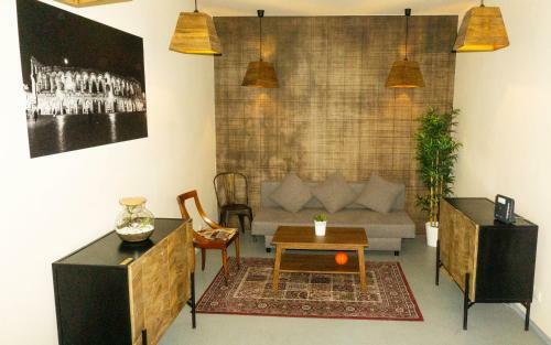 Hostal La Marque Jaune