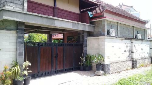 Luwih Inn Tanjung Benoa