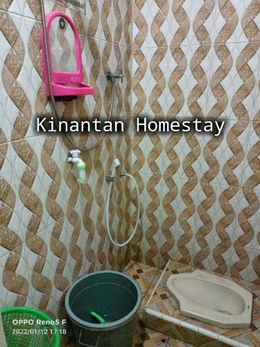 Hostal Kinantan Rumah Batu 3 Br