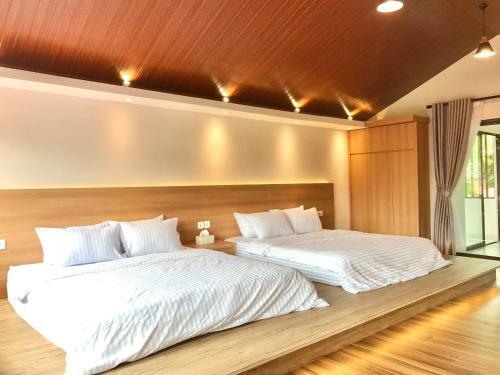 Extravaganza 5 Bedrooms Villa Vimala Hills