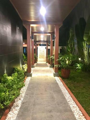 Extravaganza 5 Bedrooms Villa Vimala Hills
