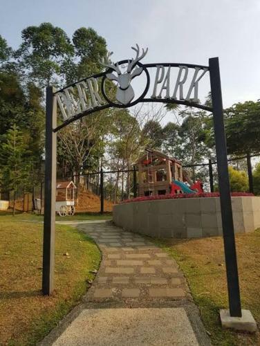 Vimala Hills Villa Semeru Elok 03